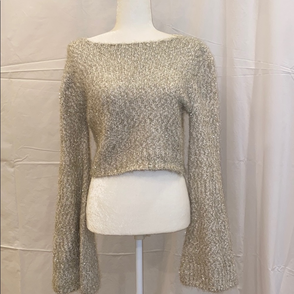 Cropped sweater